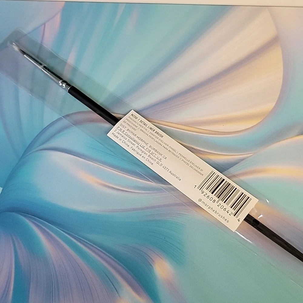 Morphe Black Flat Liner Deginer M250 Brush